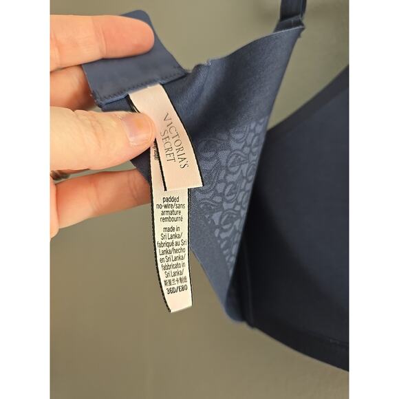 Victoria's Secret Purple Full Coverage Padded Wire Free T-Shirt Bra Size 36D - Picture 5 of 6